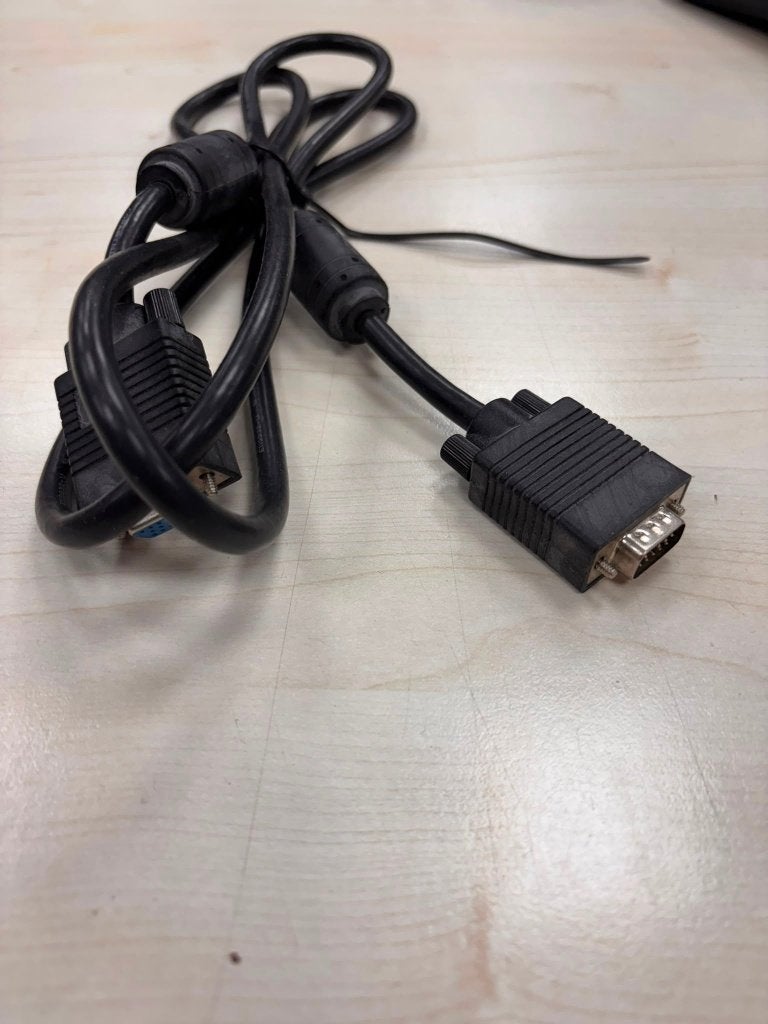 vga naar vga kabel, Computers en Software, Pc- en Netwerkkabels, Ophalen of Verzenden, Gebruikt