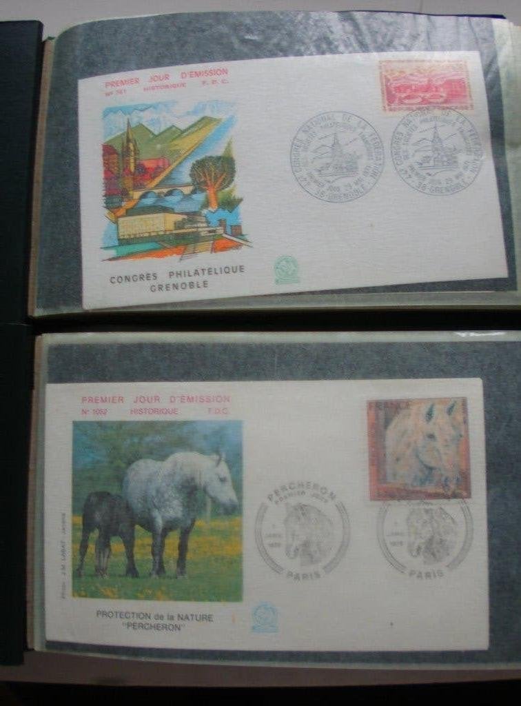 2 albums FDC's Frankrijk, Postzegels en Munten, Postzegels | Volle albums en Verzamelingen, Ophalen of Verzenden, Buitenland