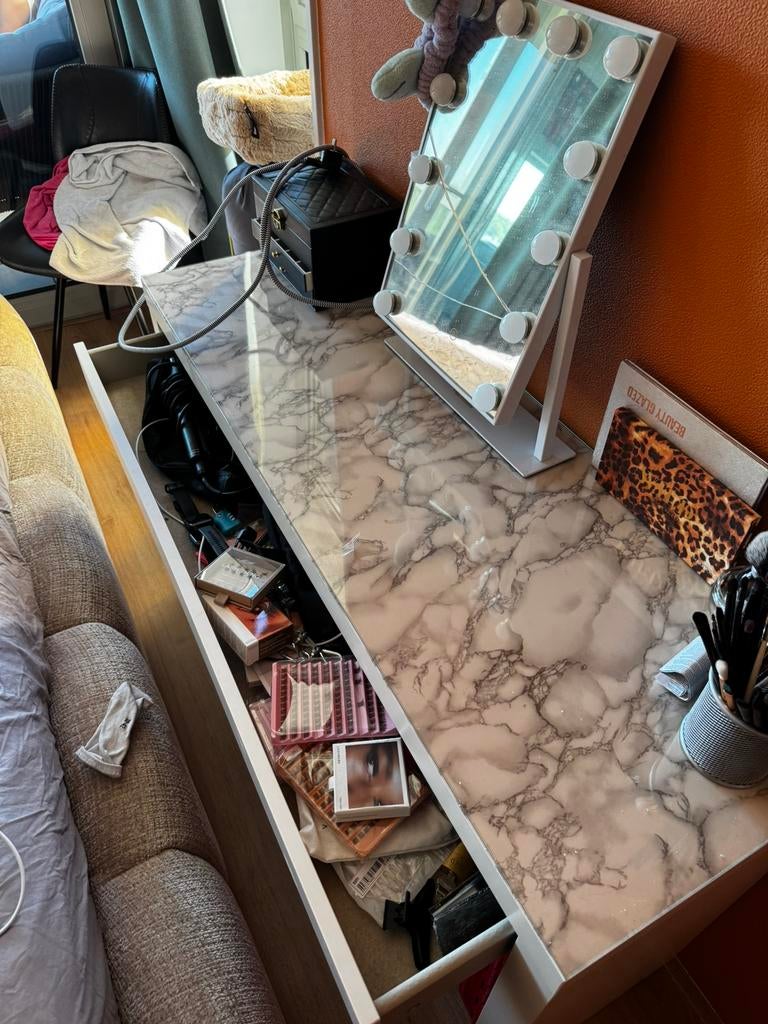 Ikea makeup tafel, Huis en Inrichting, Ophalen