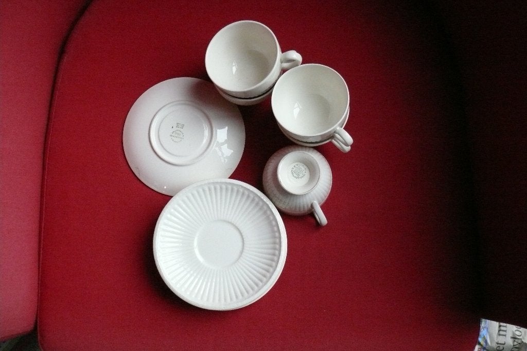 wedgwood edme kop en schotels, van het oude servies, Klassiek, Ophalen of Verzenden, Zo goed als nieuw, Kop(pen) en/of Schotel(s)