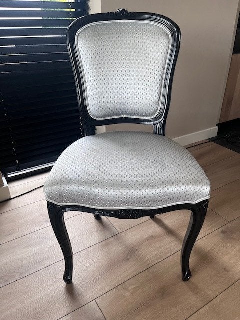 Chique Eetkamerstoelen Queen Anne – Zilver/Zwart - als Nieuw, Huis en Inrichting, Stoelen, Ophalen, Overige kleuren, Luxe | Queen Anne | Hotel Chique | Stijlvol