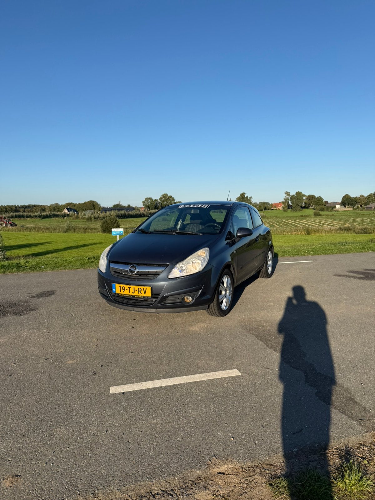 Opel Corsa D 1.2 Benzine – 2006 – 299.960 km, Auto's, Voorwielaandrijving, 40 €/maand, Zwart, 4 cilinders