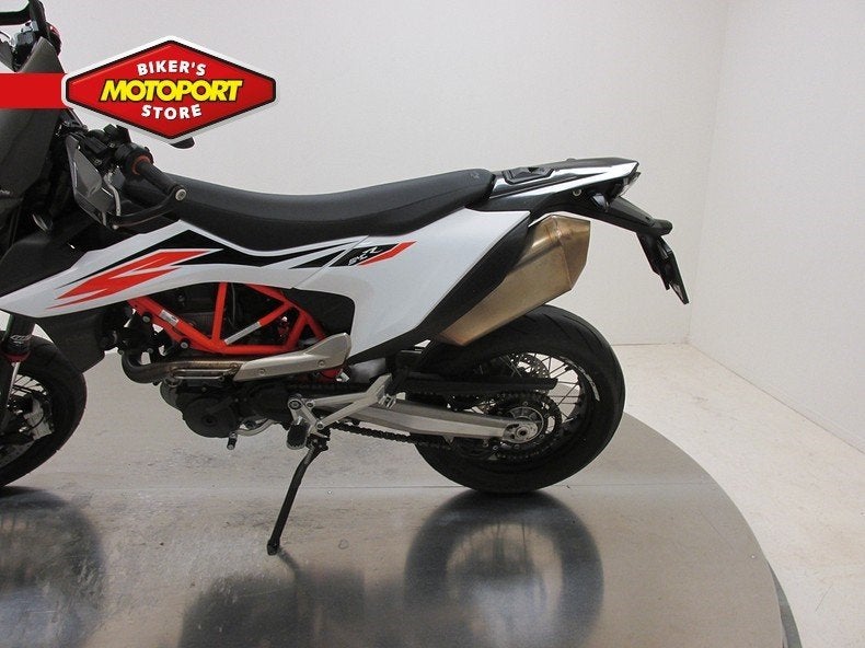 KTM 690 SMC R (bj 2019), Motoren, Motoren | KTM, KTM, Bedrijf, Toermotor, Achterbroek 11 - unit 8
6596 MP  Milsbeek, NL