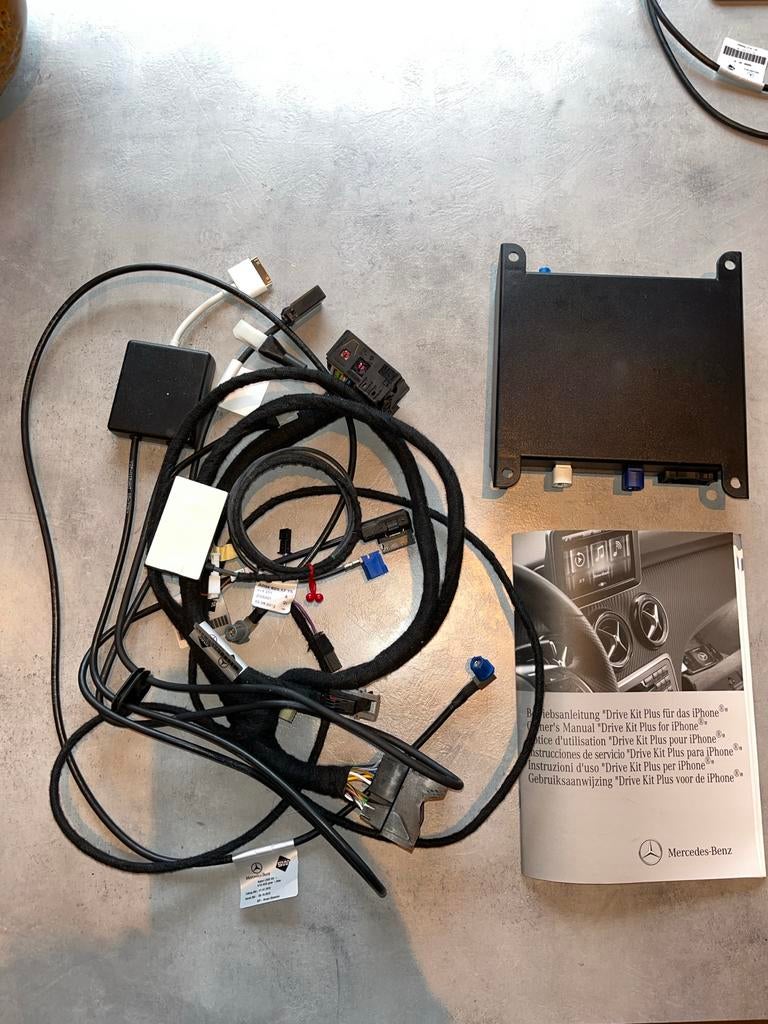 iPod Out Adapter Module Mercedes A180 A.176.900.13.01, Auto-onderdelen, Ophalen of Verzenden, Gebruikt, Mercedes-Benz