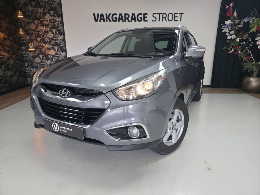 Hyundai ix35 2.0i Business Ed.| el.pano | cruise | trekh | c, Auto's, Hyundai, Gebruikt, Zwart, 4 cilinders, Leder en Stof
