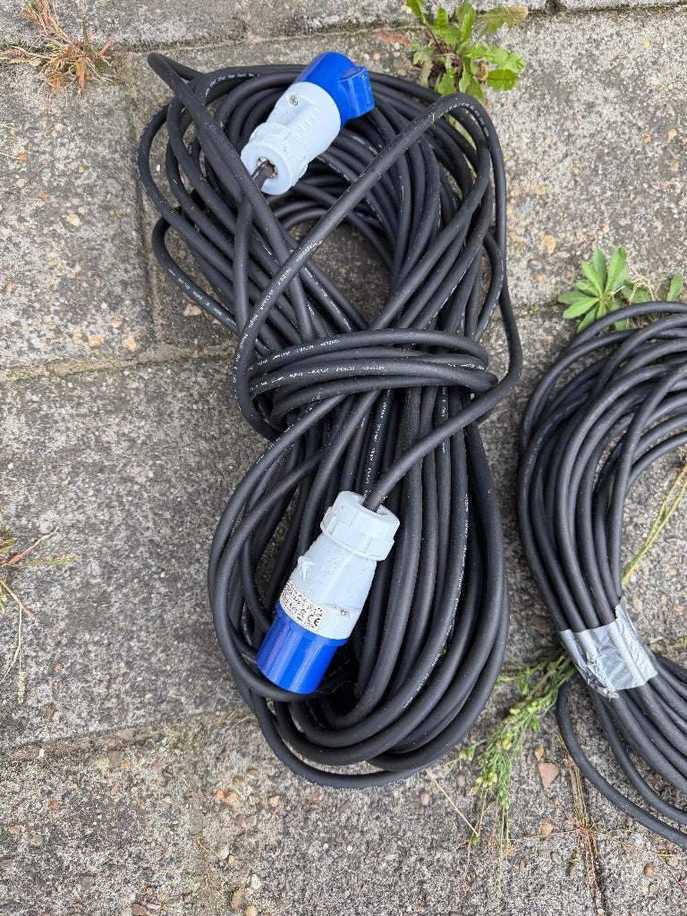 CEE verlengkabels 3 polig, Ophalen, Zo goed als nieuw