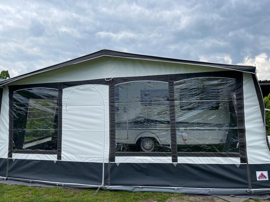 Dorema Bergamo de luxe voortent, maat 11/SF (900-925 cm), Caravans en Kamperen, Voortenten en Luifels, Ophalen, Zo goed als nieuw