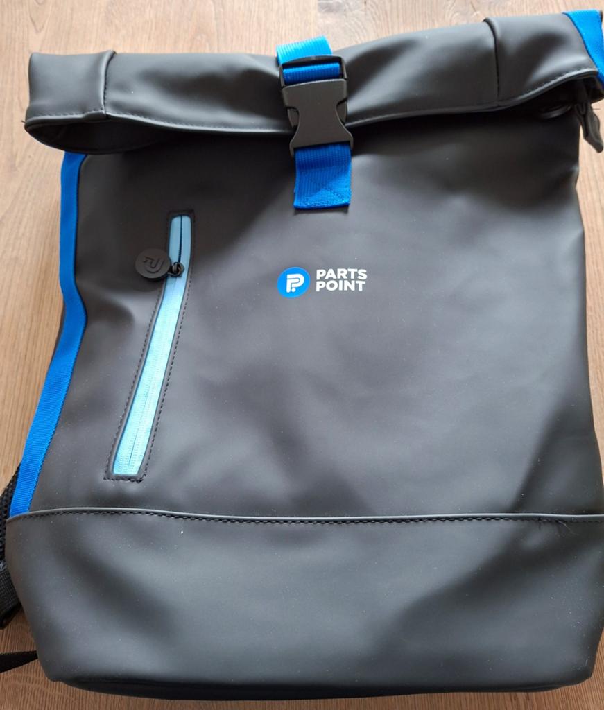 Zwart/Blauwe Waterafstotende Rugzak met Laptopvak, 25 tot 40 cm, Nieuw, Ophalen of Verzenden, Waterdicht