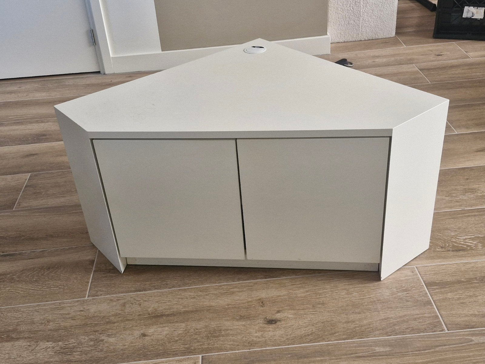 TV hoekkastje 70x70cm met kabeldoorvoer, Ophalen, Overige materialen, Gebruikt, 50 tot 100 cm