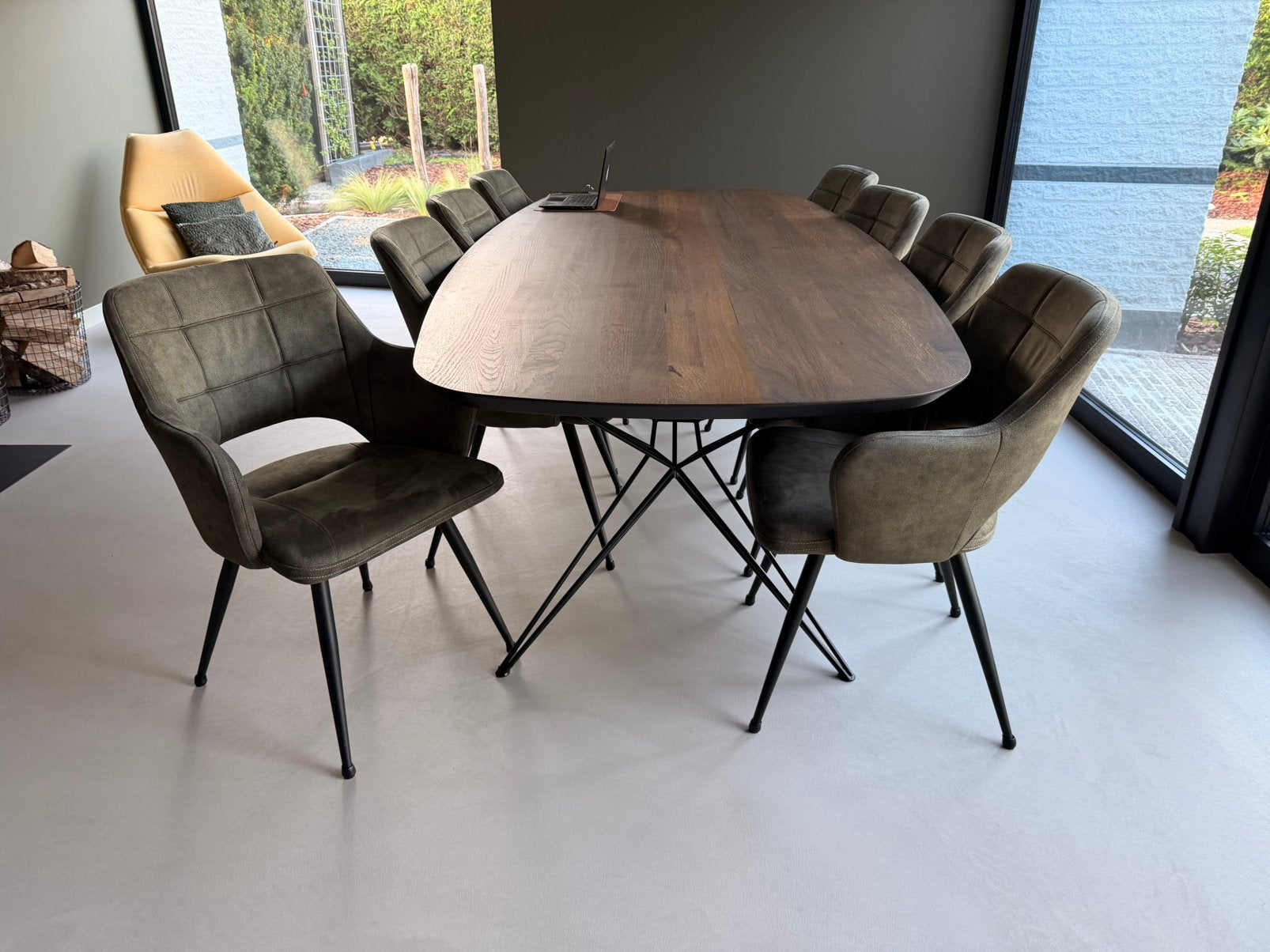 ZGAN 8x Sanders Wonen Zala Luxor Moss groen eetkamerstoelen, Huis en Inrichting, Stoelen, Ophalen, Overige kleuren, Zo goed als nieuw