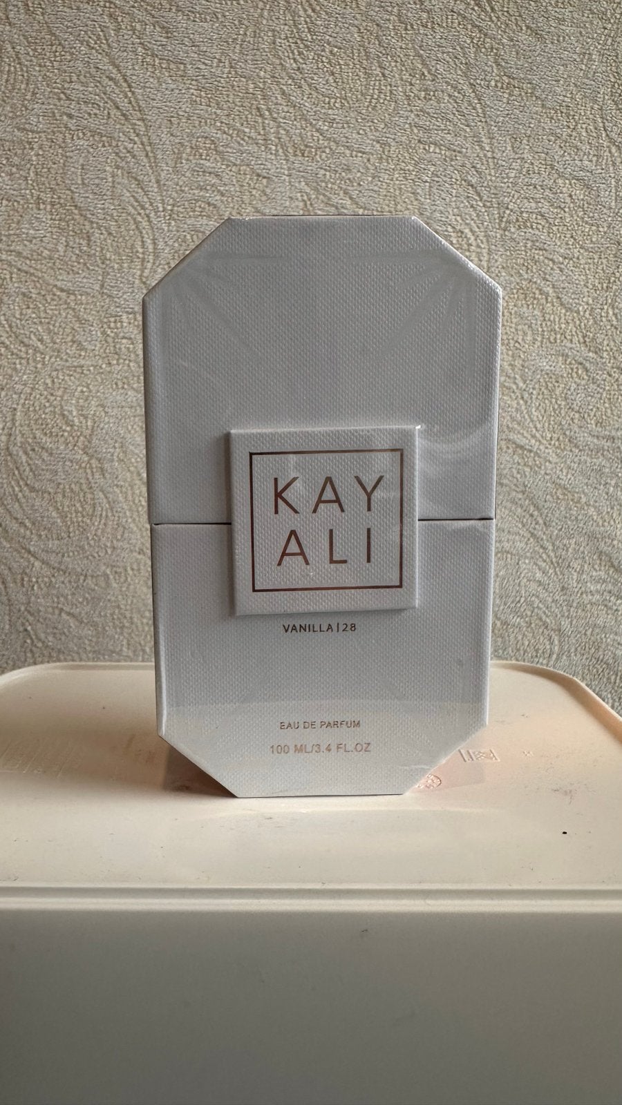 KAYALI Vanilla 128 100ml Eau de Parfum Nieuw in verpakking, Sieraden, Tassen en Uiterlijk, Uiterlijk | Parfum, Ophalen of Verzenden