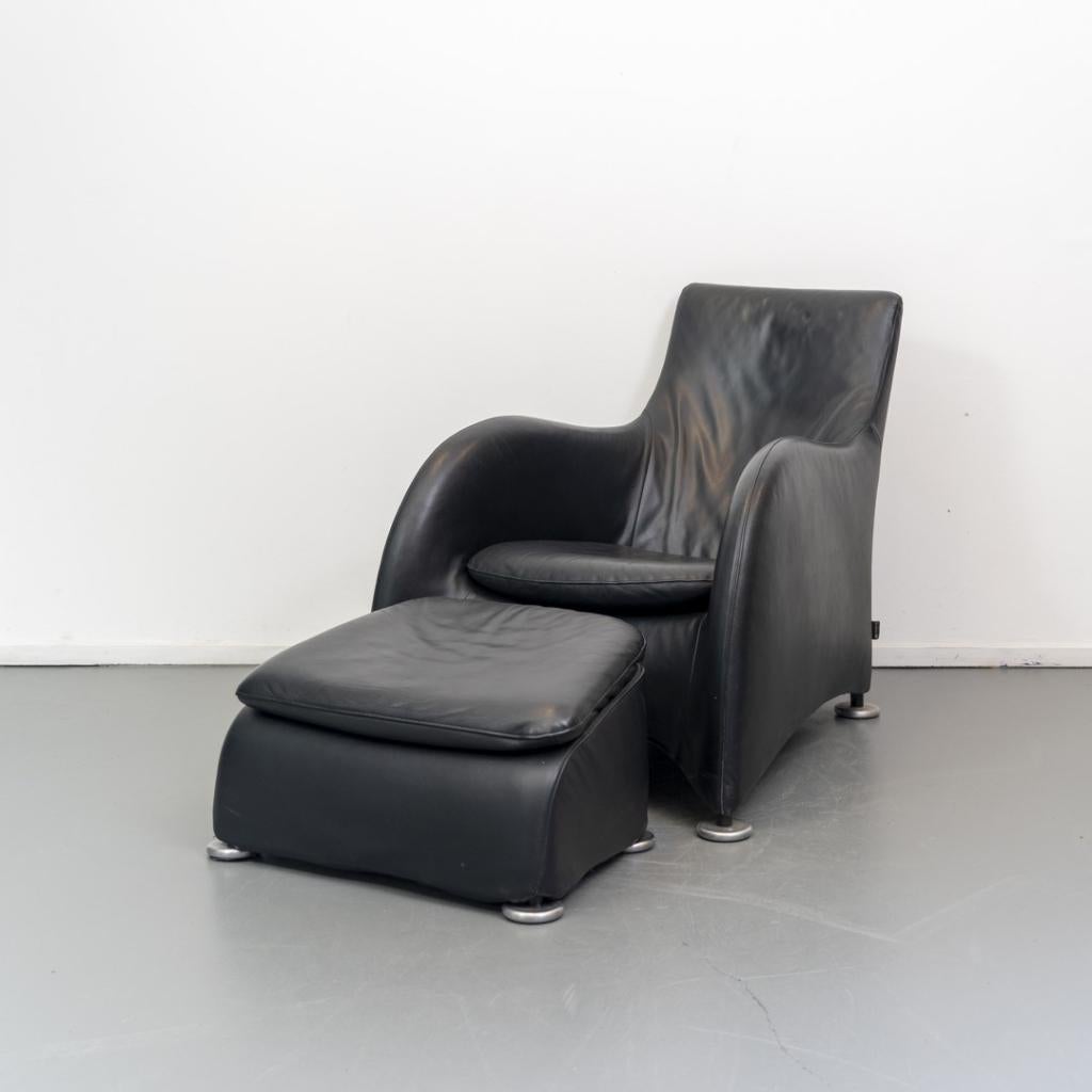 1x Montis Loge Fauteuil + Voetenbank Zwart Leder