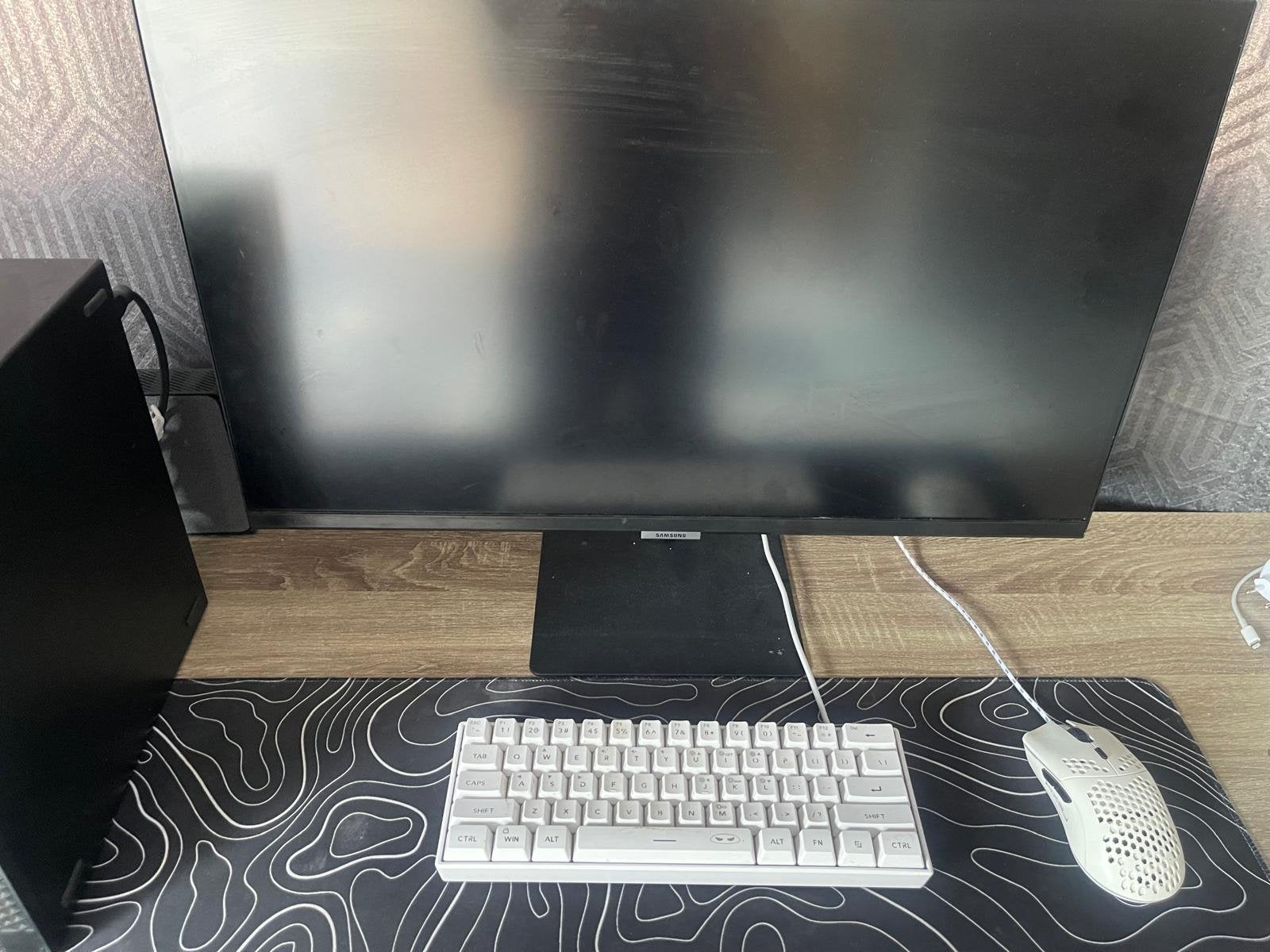 Dell OptiPlex 3050 Desktop PC met Monitor, Computers en Software, Desktop Pc's, Ophalen, Gebruikt, Met monitor, Onbekend