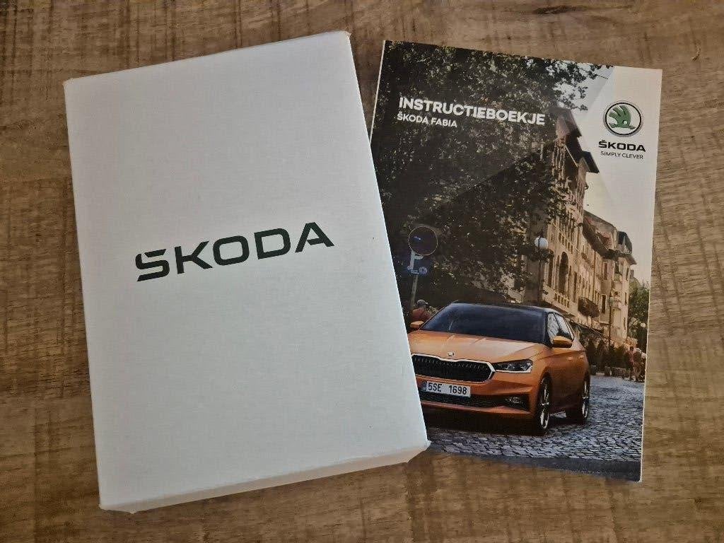 ️ ✅️ Skoda Fabia Instructieboekje / handleiding ZGAN, Auto diversen, Handleidingen en Instructieboekjes, Ophalen of Verzenden