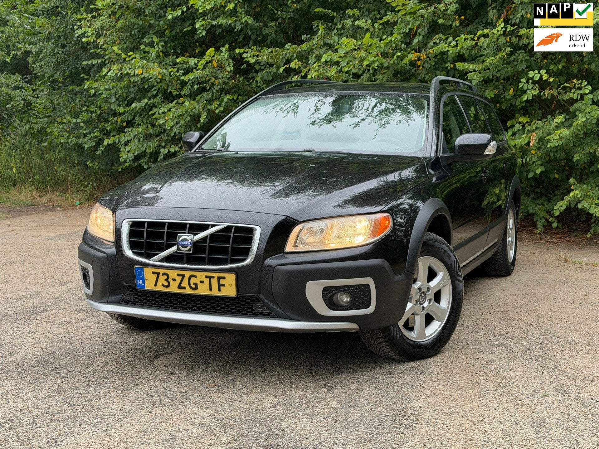 Volvo XC70 3.2 Kinetic | Automaat + Cruise control Nu € 6., Auto's, Volvo, Automaat, 238 pk, Zwart, Origineel Nederlands