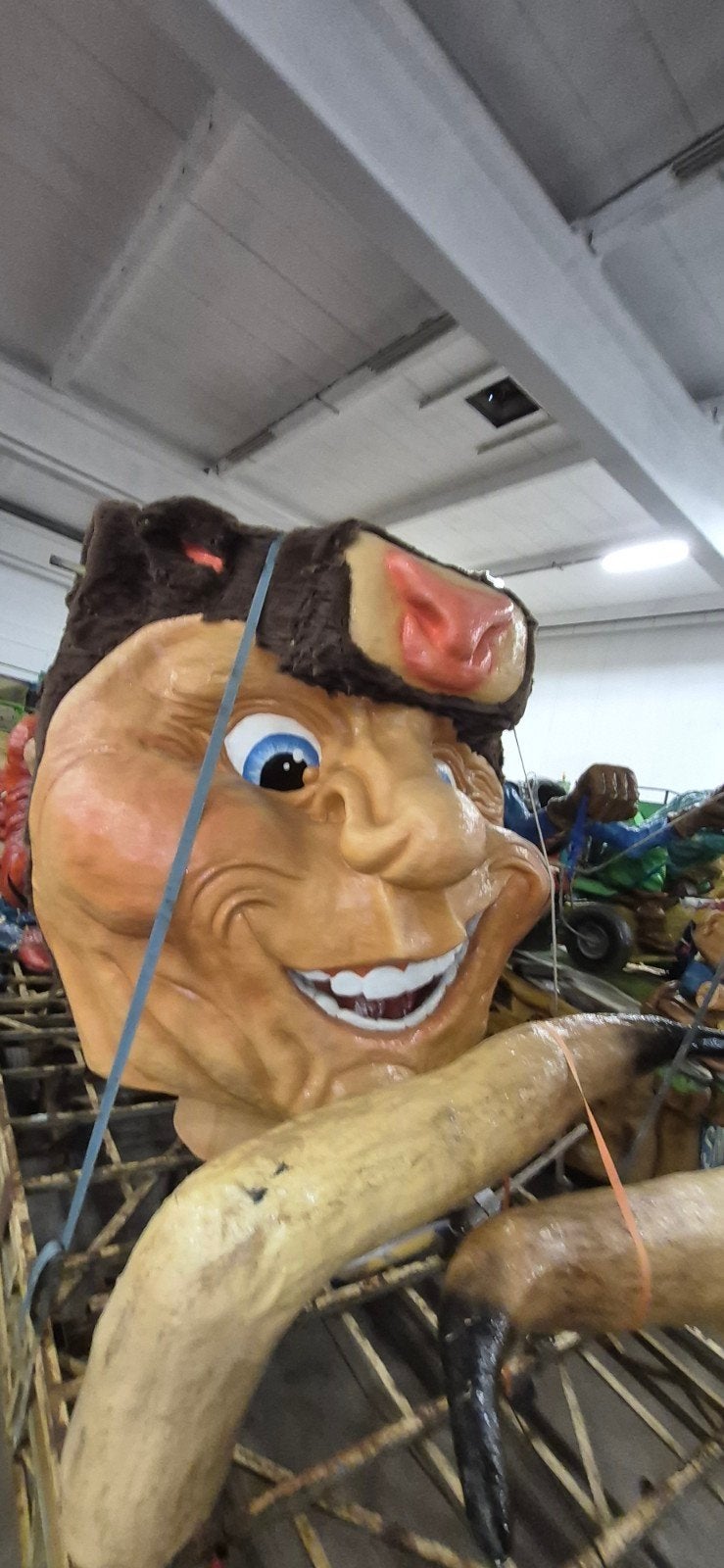 Grote polyester poppen voor carnaval, Ophalen, Gebruikt
