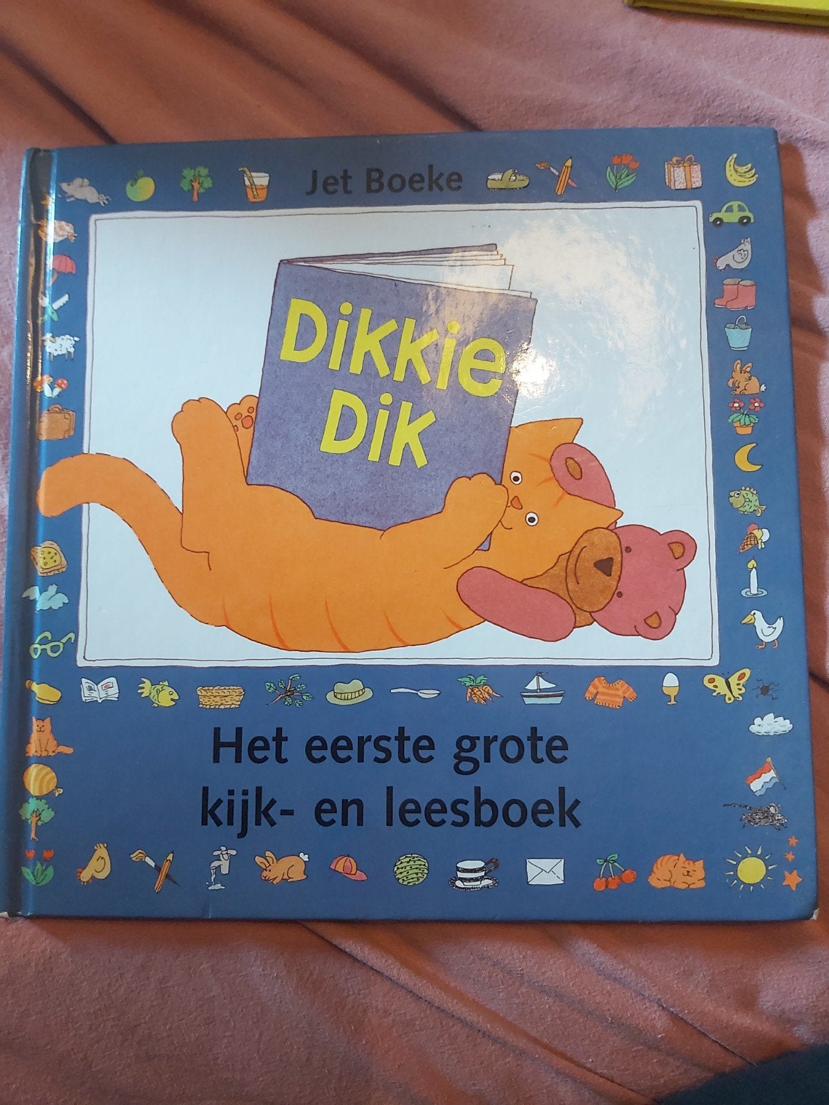 Dikkie Dik: Het eerste grote kijk- en leesboek, Ophalen, Jongen of Meisje, Zo goed als nieuw, Voorleesboek