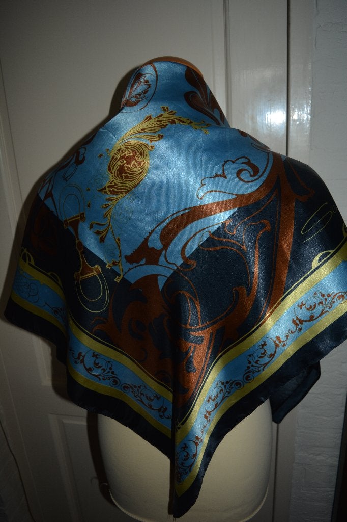 Setter, prachtige satijnen shawl, Kleding | Dames, Mutsen, Sjaals en Handschoenen, Maat 46/48 (XL) of groter, Ophalen of Verzenden