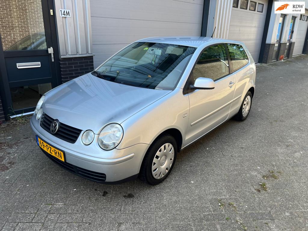 Volkswagen Polo 1.4-16V Athene! Cruise! Airco!, Voorwielaandrijving, Stof, 4 cilinders, Origineel Nederlands