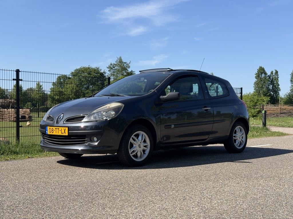 Renault Clio 1.2-16V | AIRCO | SCHUIDAK | INRUIL MOG., 535 kg, Gebruikt, 4 cilinders, 1055 kg