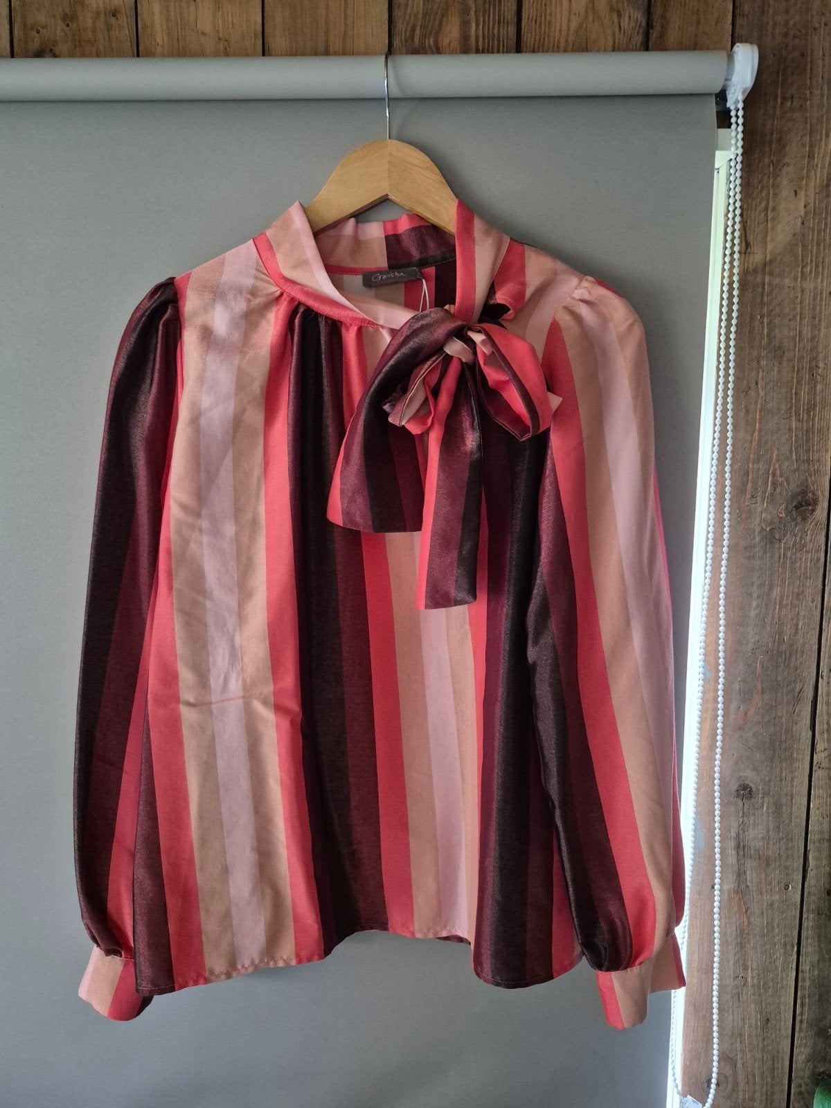 Prachtige Geisha blouse 36 pink/coral/burgundy, Kleding | Dames, Geisha, Nieuw, Ophalen of Verzenden, Roze
