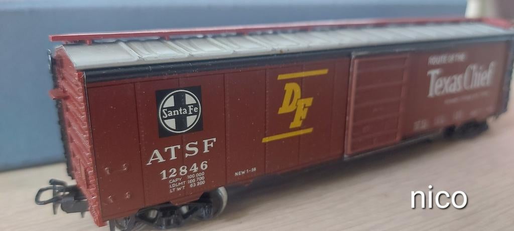 Märklin USA Santa Fe A.T&S.F goederenwagen artnr 4572 in vvp, Hobby en Vrije tijd, Modeltreinen | H0, Wisselstroom, Wagon, Ophalen of Verzenden