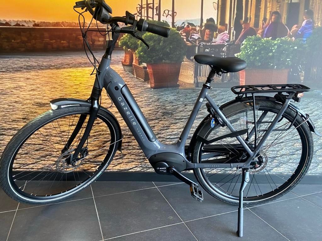❗️2x Gazelle Grenoble c8 topconditie schijfrem bosch motor❗️, Ophalen of Verzenden, Zo goed als nieuw, 51 tot 55 cm, 50 km per accu of meer