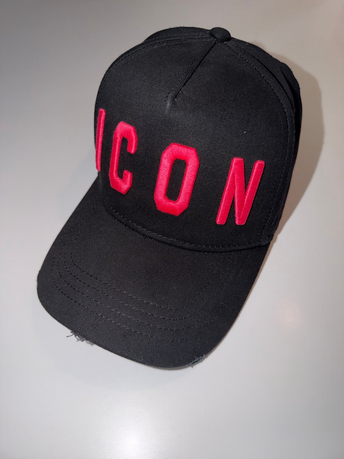 Dsquared2 Icon Cap Zwart - nieuw, Ophalen of Verzenden, Zo goed als nieuw, One size fits all, Pet