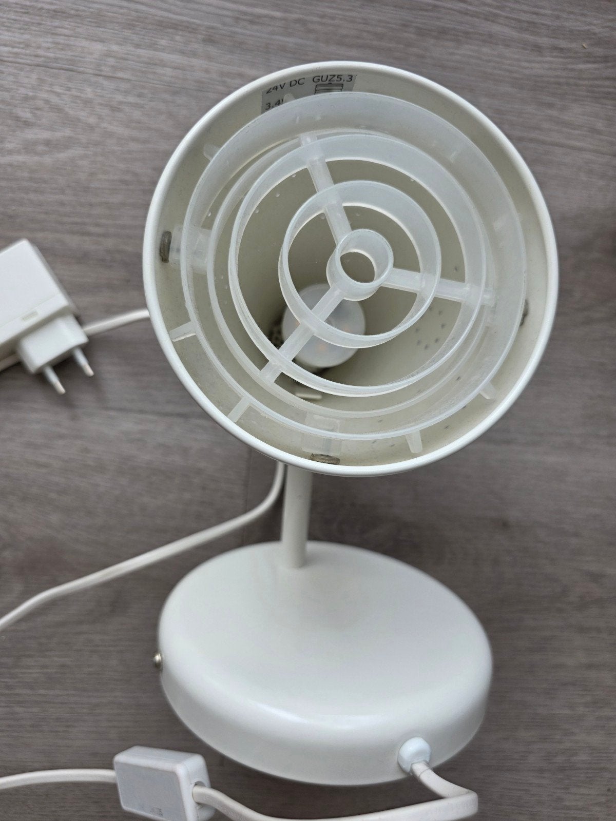 Leuk wit wandlampje - Modern en functioneel, Ophalen