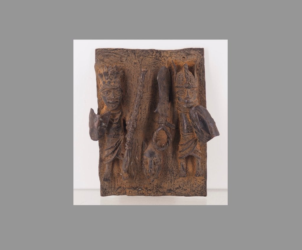 Oudere Bronzen Plaque Benin met twee strijders (120729-03), Antiek en Kunst, 22 cm, Bruin, Afrika, Overige typen
