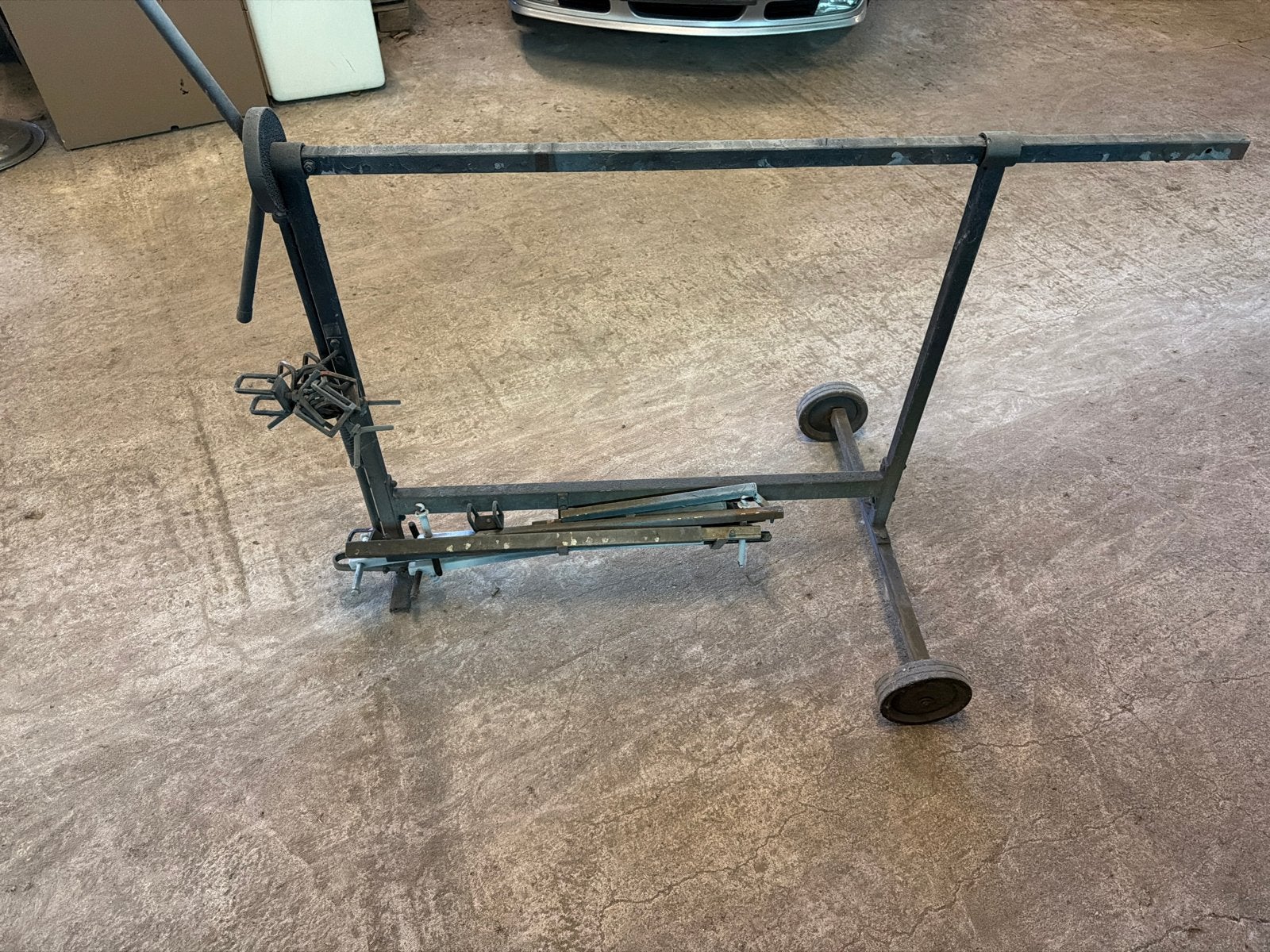 Verrijdbare spuitbok (voor oa auto-onderdelen), Auto diversen, Ophalen, Gebruikt
