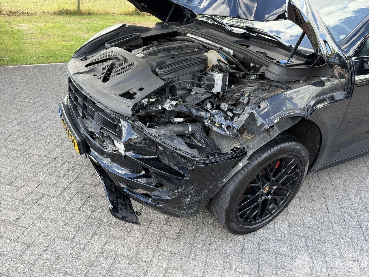 Foto 8 van Porsche Macan 3.0 GTS AWD / Panorama / Leer (bj 2017)