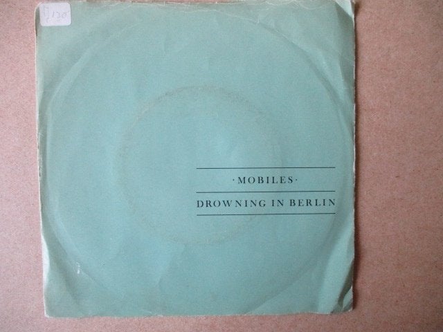 s3457 mobiles - drowning in berlin, Ophalen, Gebruikt, Overige genres