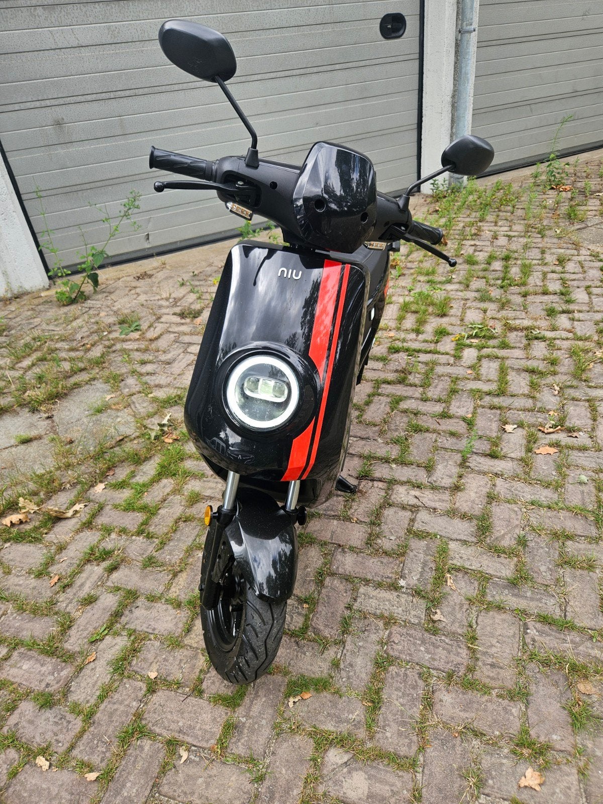 Elektrische  snor scooter Nue, Ophalen, Zo goed als nieuw, Elektrisch, Overige merken