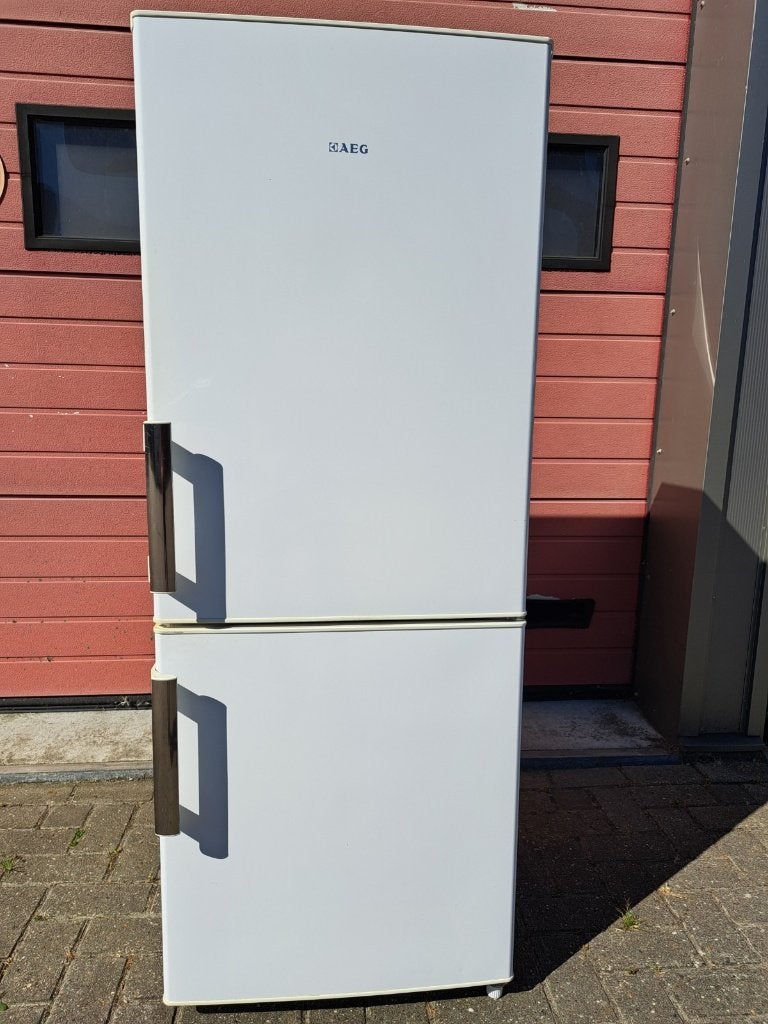 AEG koelvriescombinatie S32400CSW0. Gebruikt., Witgoed en Apparatuur, Ophalen, Gebruikt, 200 liter of meer, 60 cm of meer