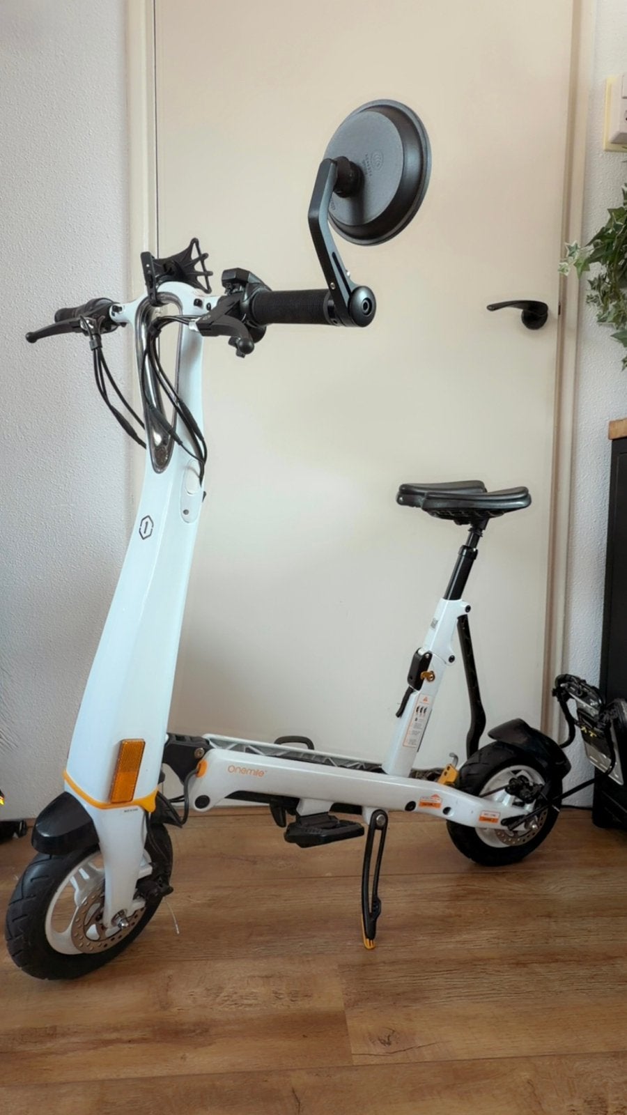 Onemile Halo City e-scooter, inklapbaar, RDW goedgekeurd, Fietsen en Brommers, Ophalen of Verzenden, Zo goed als nieuw, Elektrische step (E-scooter)