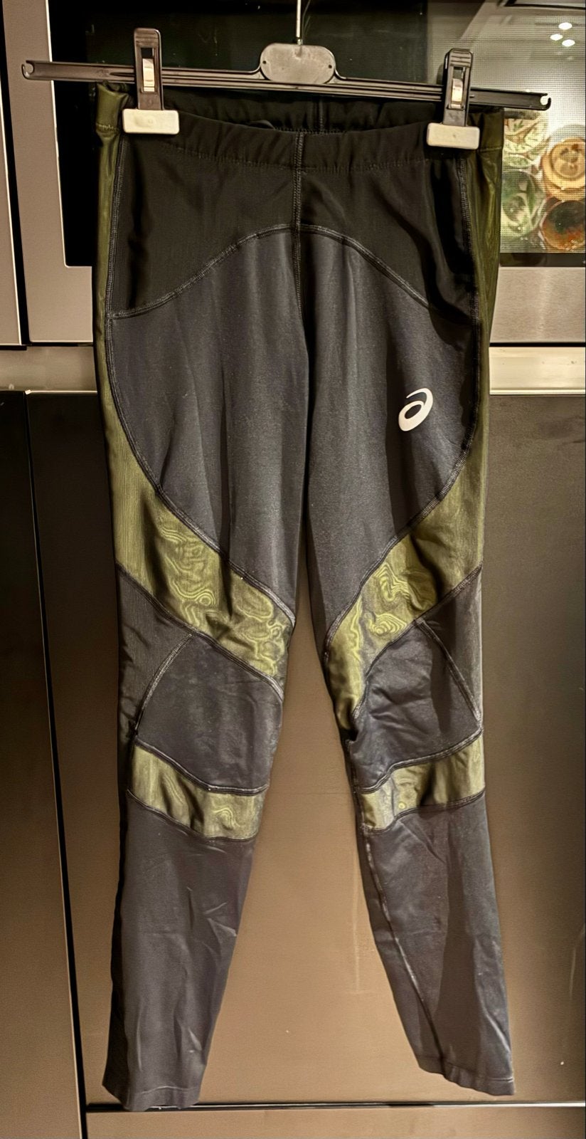 Asics Hardloopbroek Maat M Zwart - InnerMuscle Support, Kleding | Dames, Maat 38/40 (M), Zwart, Ophalen of Verzenden, Hardlopen of Fietsen