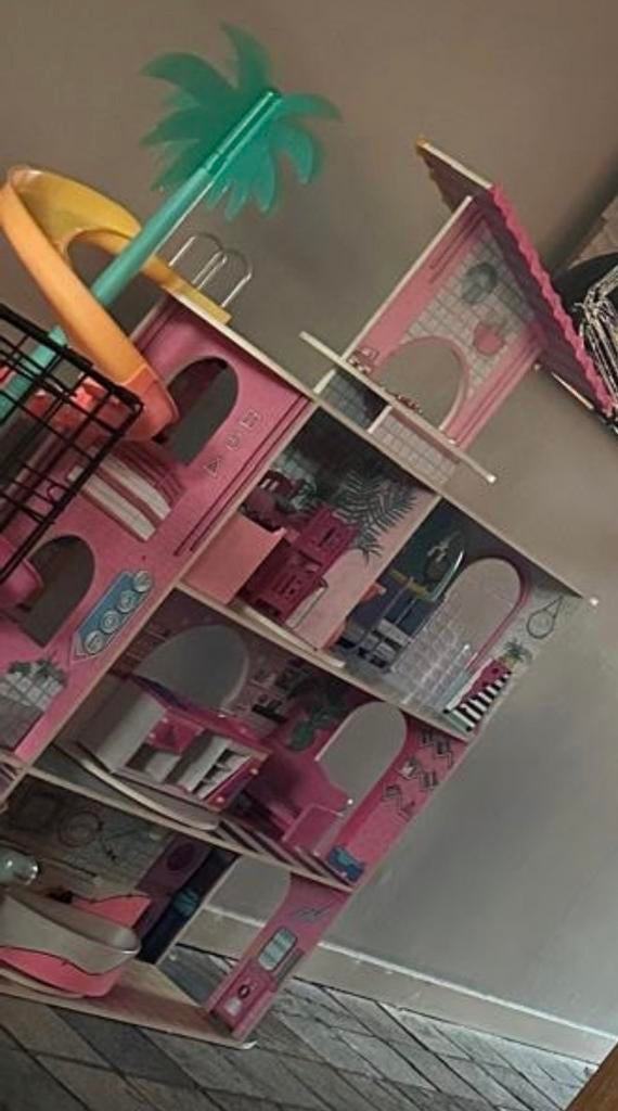 Groot LOL Surprise Poppenhuis met Meubels en Accessoires, Ophalen of Verzenden, Gebruikt, Overige typen