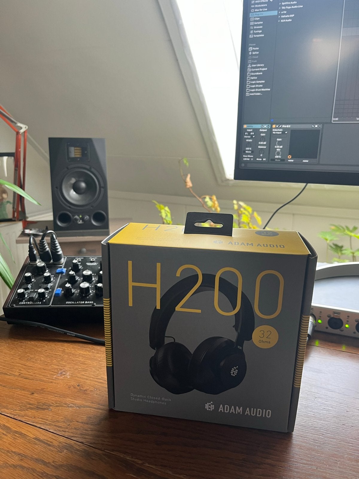 Adam H200 Studio Koptelefoon - Nieuw in doos