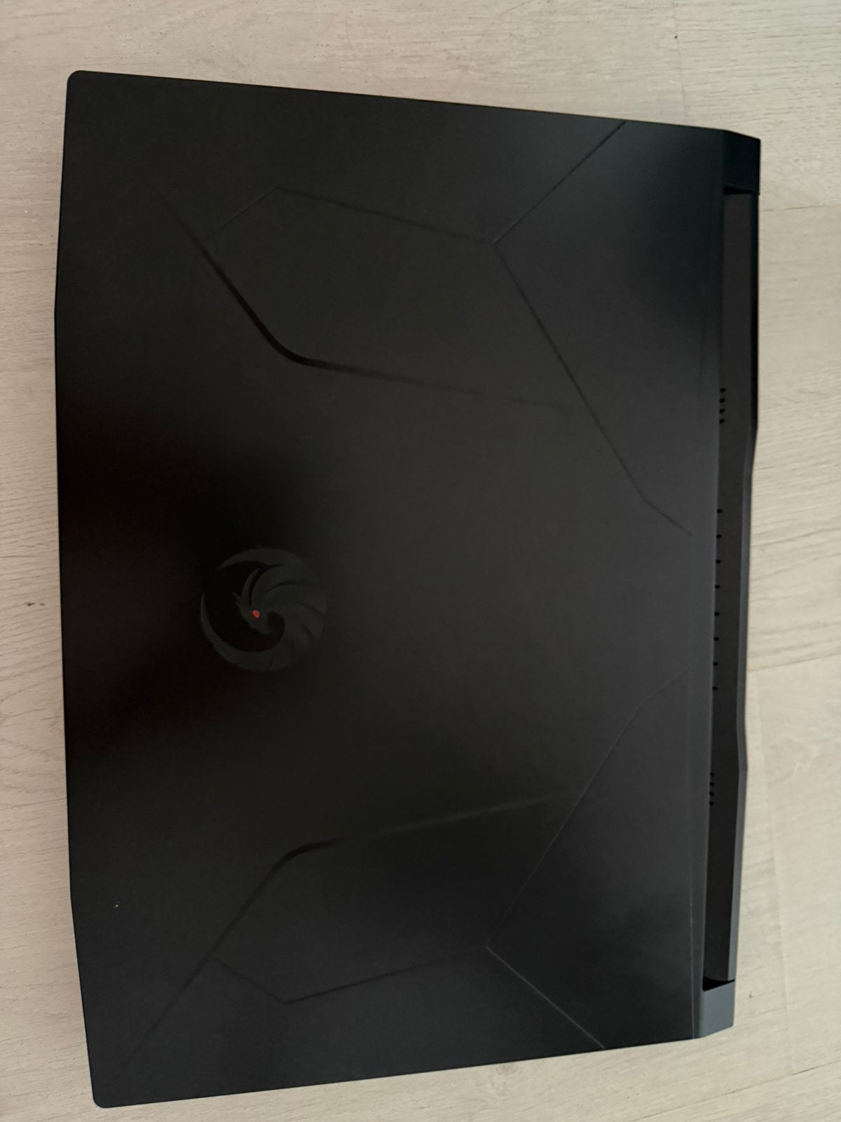 MSI Bravo 15 Gaming Laptop, Ophalen, Zo goed als nieuw