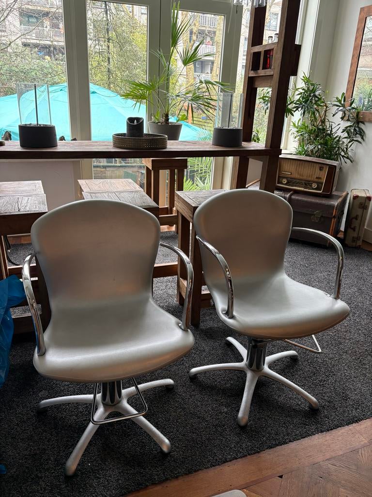 Set van 2 Pietranera kappersstoelen - Zilver/Grijs, Ophalen, Kunststof, Gebruikt, Twee