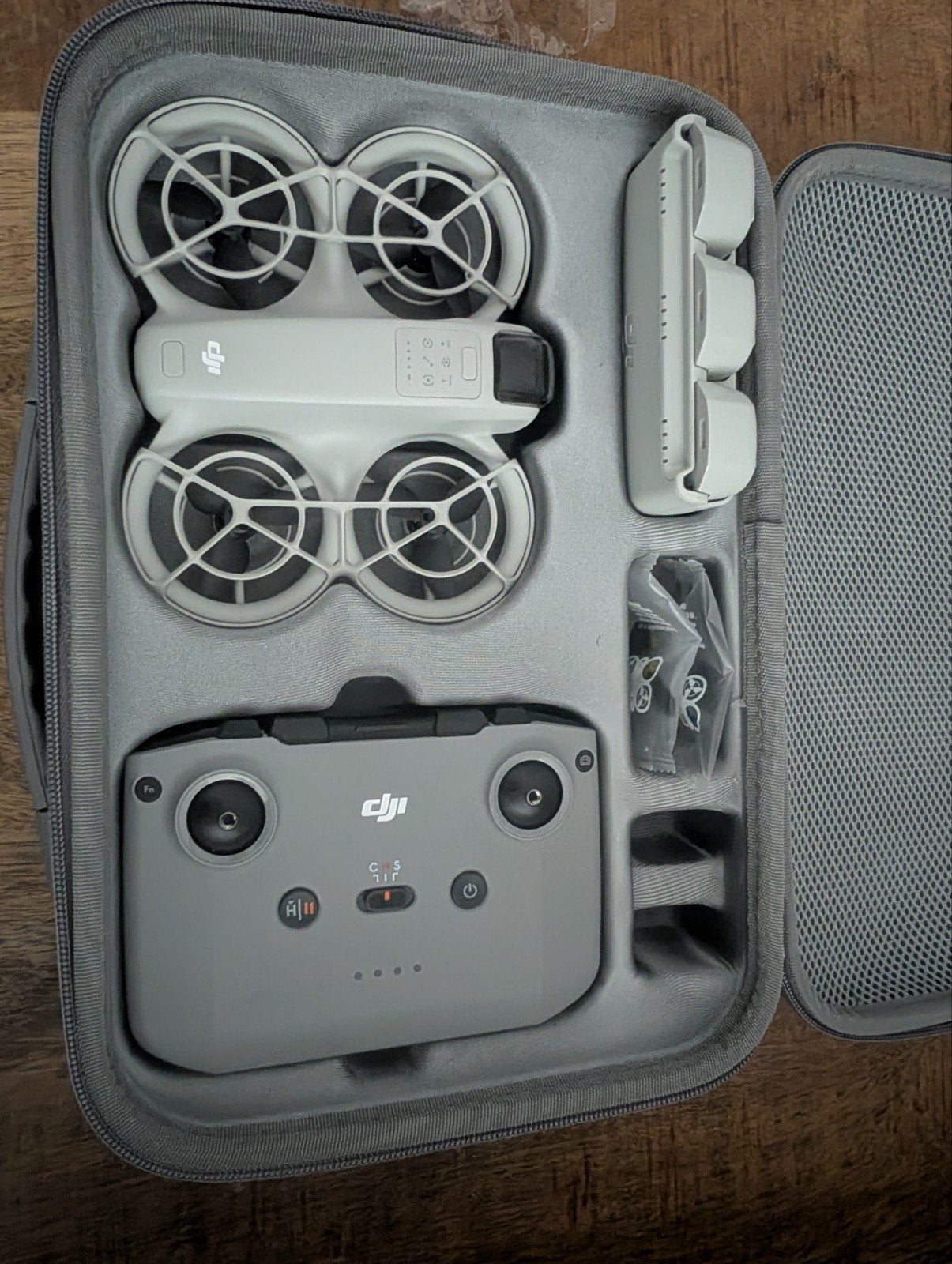 DJI NEO Fly More Combo, Ophalen of Verzenden, Zo goed als nieuw