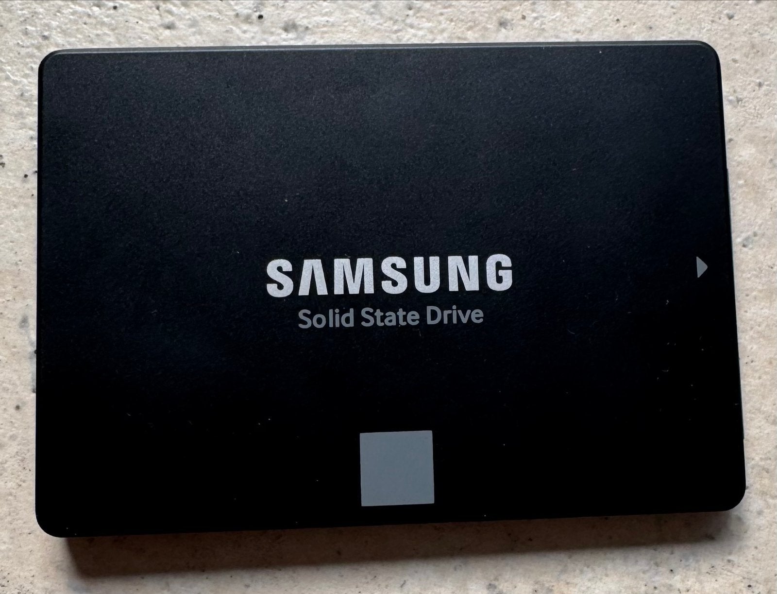 Samsung 860 EVO V-NAND SSD 250GB met SATA kabel, Computers en Software, Ophalen, Intern, Server, Zo goed als nieuw