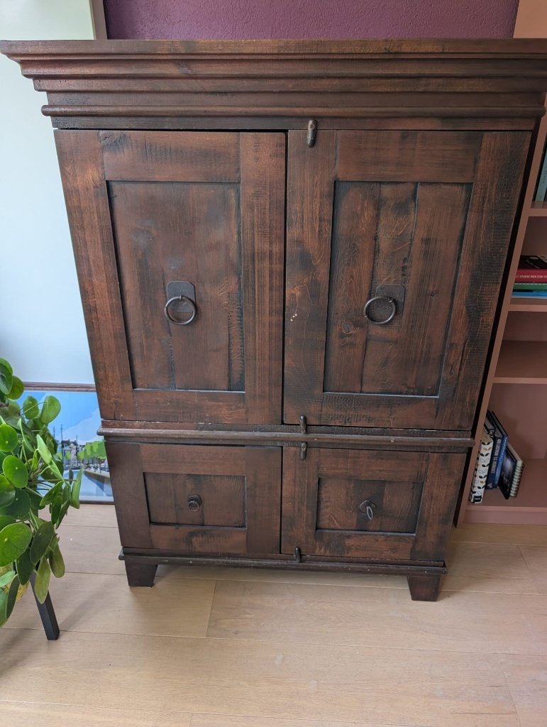 Grote, robuuste (televisie) kast, Ophalen, 100 tot 150 cm, 50 tot 100 cm, Zo goed als nieuw