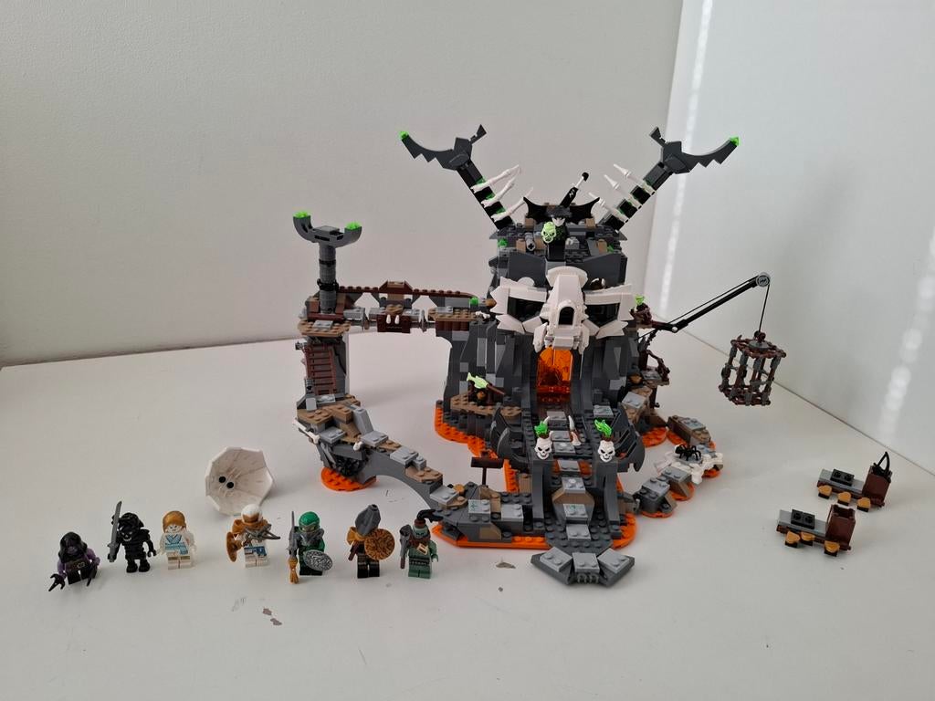 Lego Ninjago 71722 Skull Sorcerer's Dungeons compleet, Kinderen en Baby's, Speelgoed | Duplo en Lego, Ophalen of Verzenden, Zo goed als nieuw