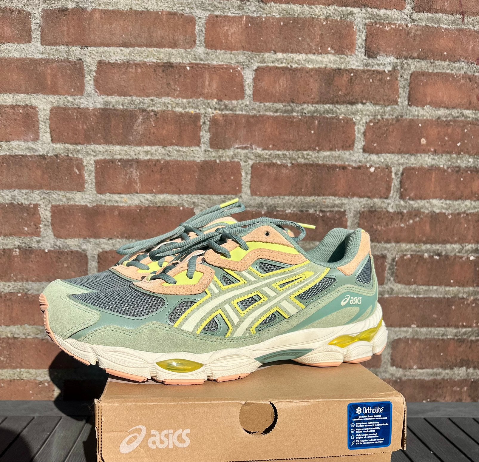 Asics Courir gel nyc 44 running retro nimbus kayano, Verzenden, Blauw, Sneakers of Gympen, Zo goed als nieuw