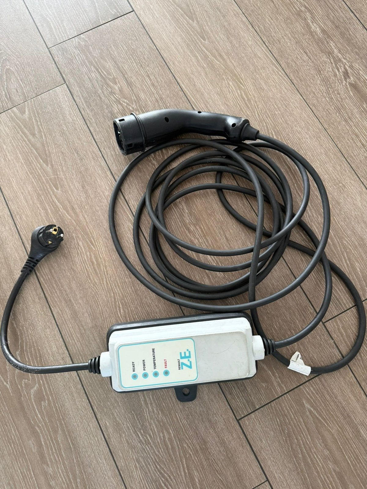 ‏Renault Zoe oplader. Thuis lader, Ophalen of Verzenden, Zo goed als nieuw, Laadkabel