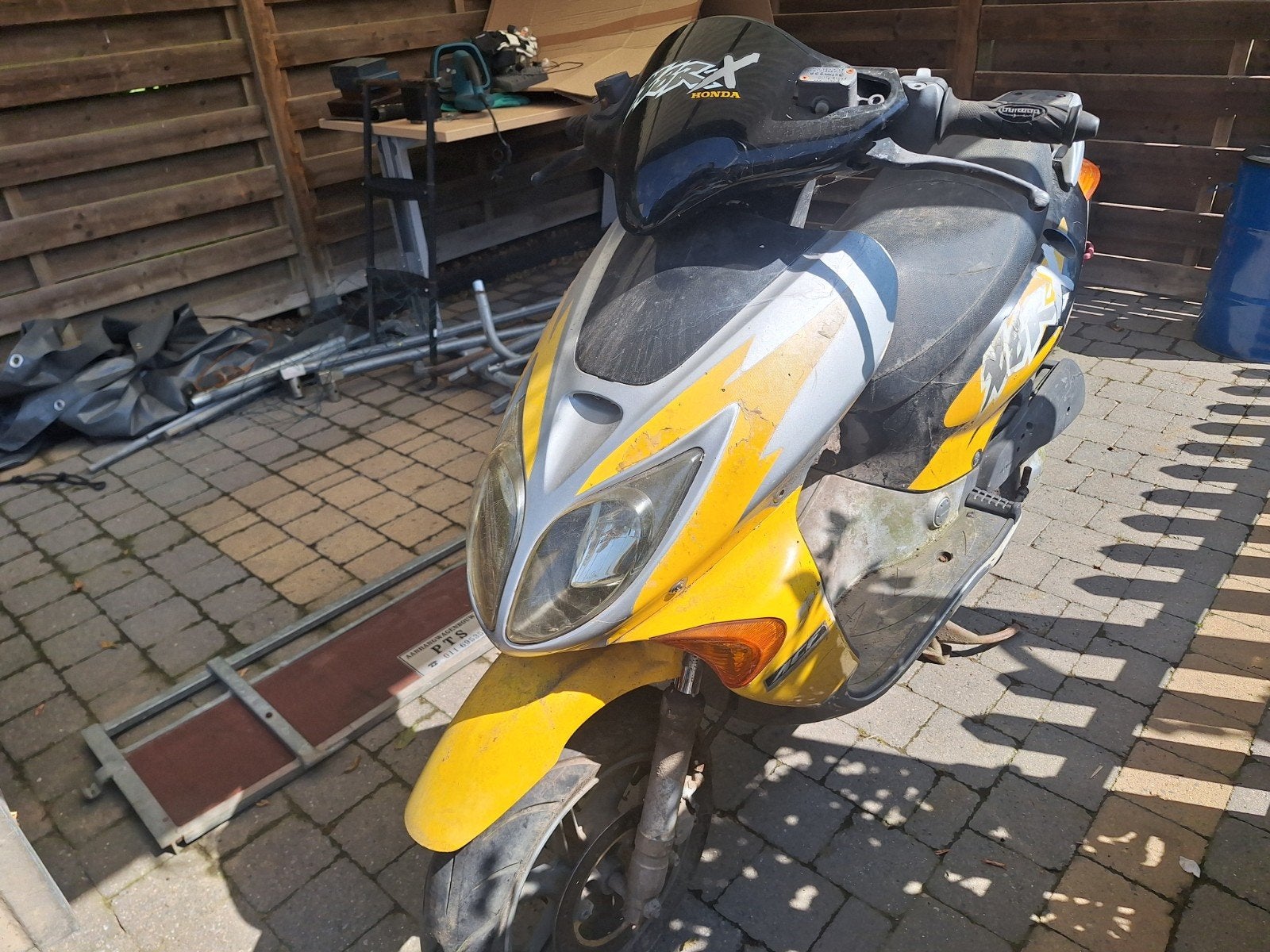 Honda X8R-X (SZX50X) 50cc tweetakt – Donor / Sloop, Ophalen, Gebruikt, Honda