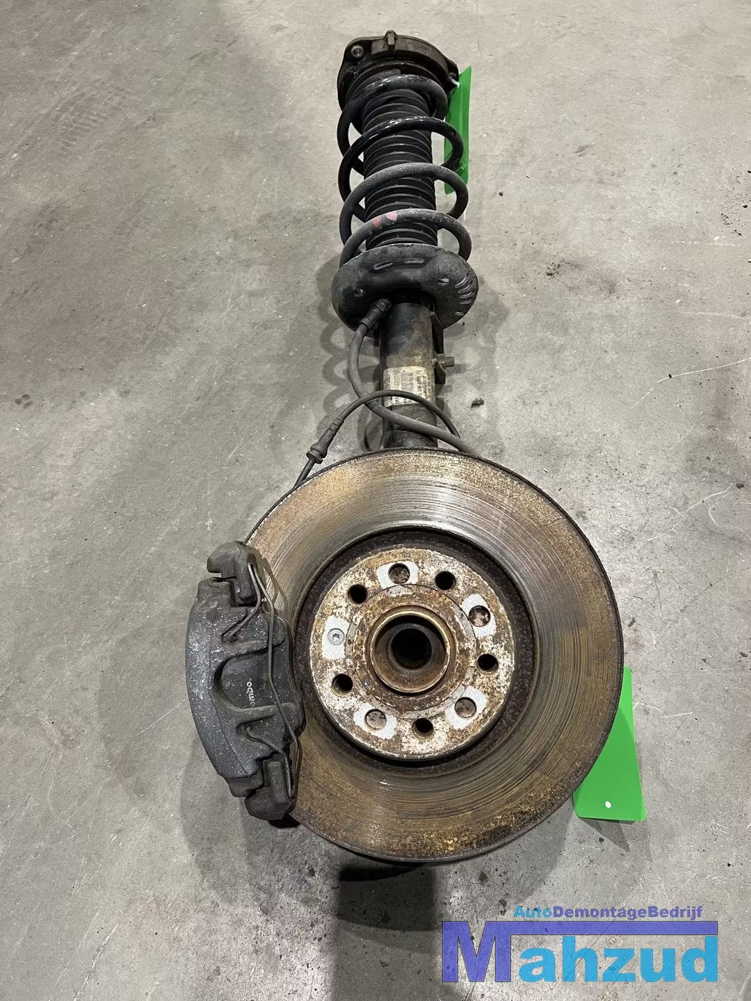 AUDI A3 8P Links voor veerpoot compleet met remklauw 4x4 200, Gebruikt, AUDI AG, Auto-Union-Strasse 1
85045  Ingolstadt, DE, Kundenbetreuung@audi.de