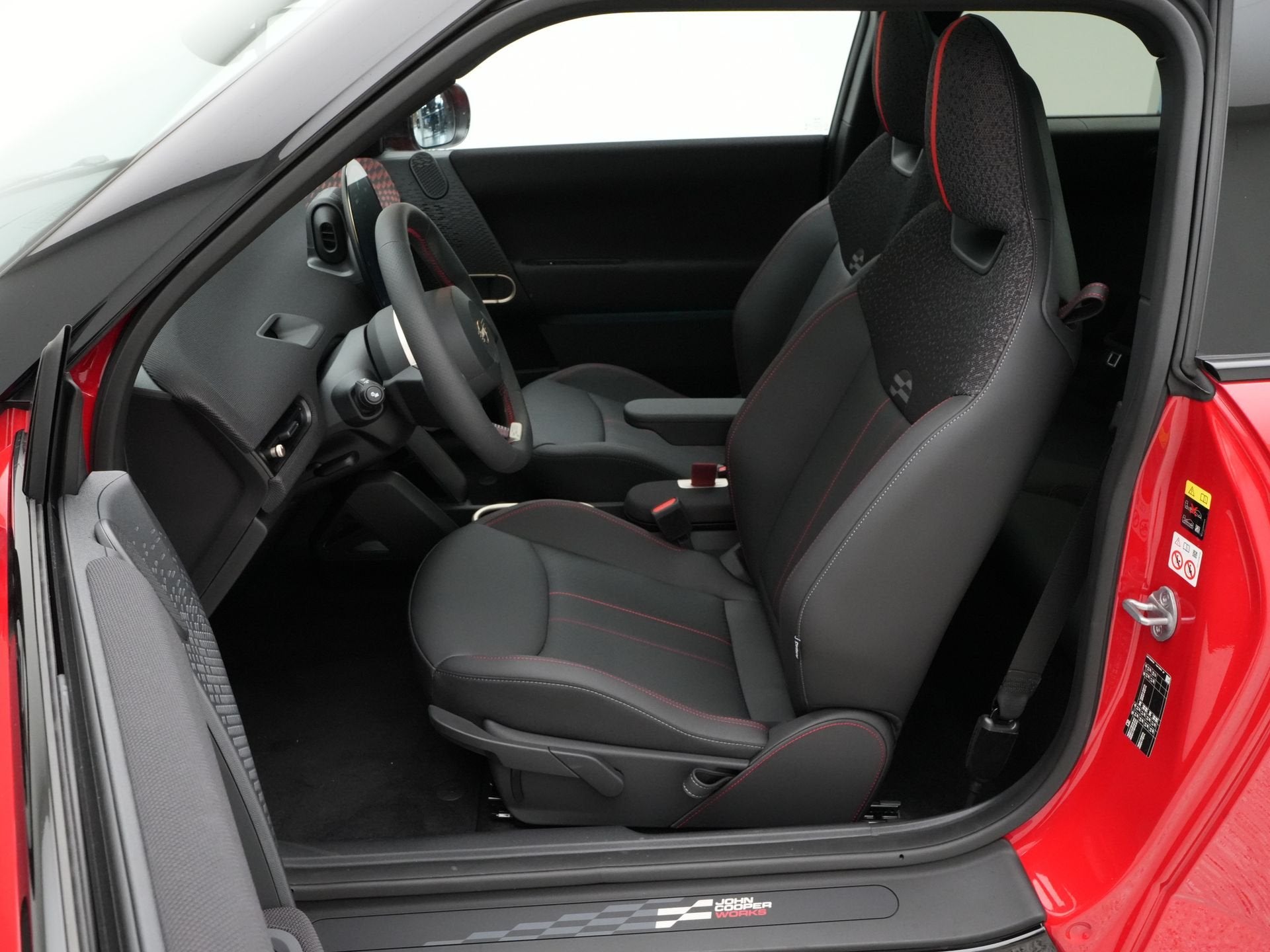 MINI Cooper SE John Cooper Works Pakket M PRIVATE LEASE EUR, Auto's, Dealer onderhouden, Zwart, 4 stoelen, Mini Electric